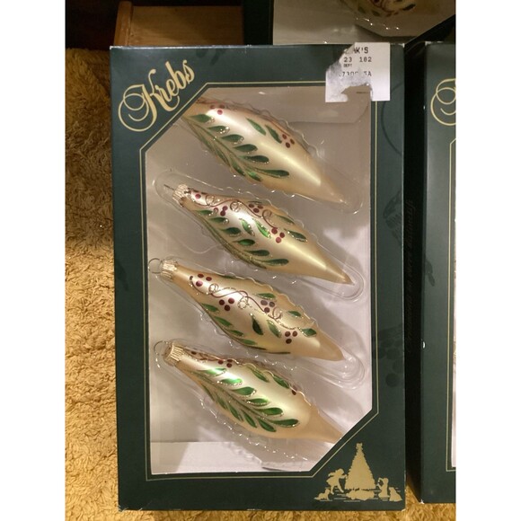 Krebs Christmas Glass Ornaments Lambs Wool Velvet With Leaf & Berries Design 12 - Picture 2 of 7